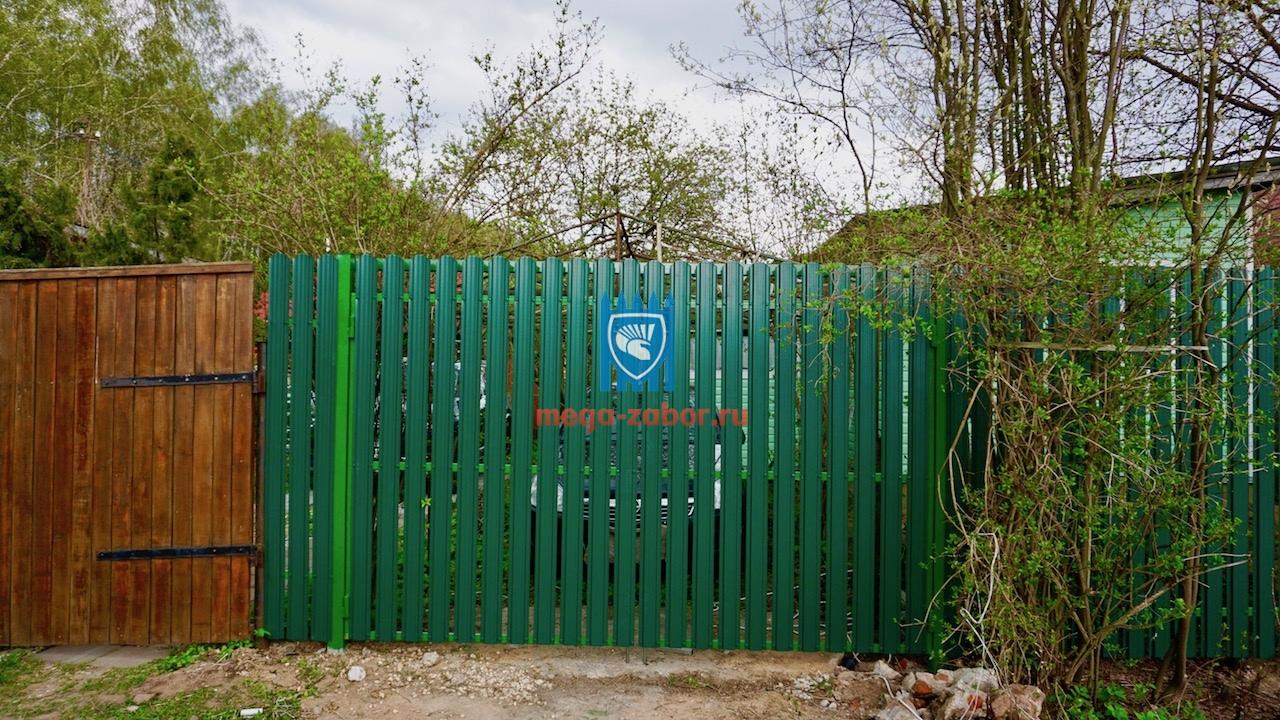 Забор из зеленого евроштакетника в Мытищах - 63 000руб 45